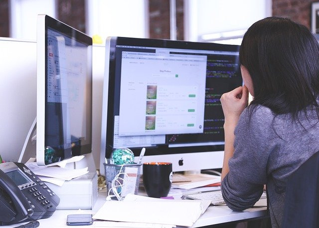 Come creare un'attività online